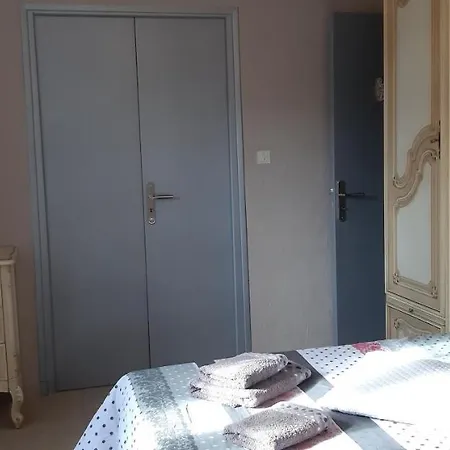 بيت للعطل Gite, D'hote De Charme, Petit Dejeuner Compris Firmy