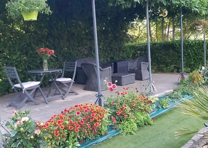 Gite, D'hote De Charme, Petit Dejeuner Compris Ferienhaus Firmy